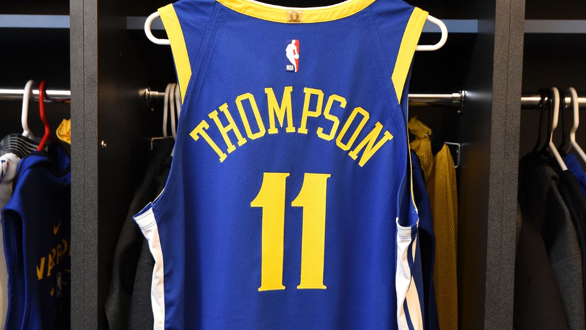 Klay s No. 11 Warriors jersey receives massive price cut at team store