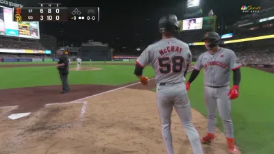 McCray hits second homer of game to pad Giants' lead vs. Padres