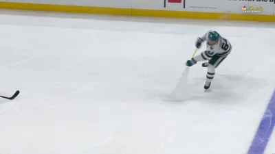 Mikael Granlund highlights: Third period goal ties Sharks vs. Ducks game