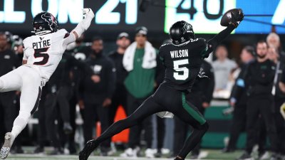 Jets upset Texans in primetime thriller