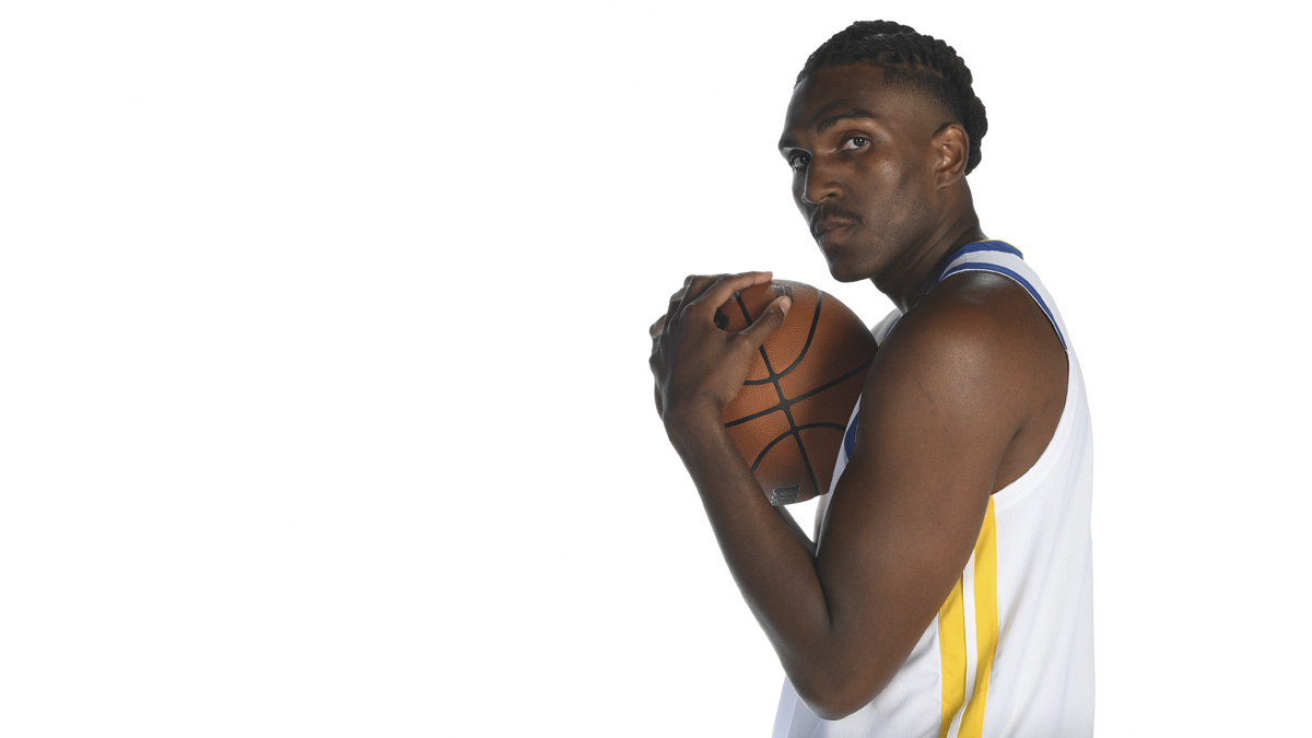 Warriors camp takeaways: Looney makes splash in scrimmage