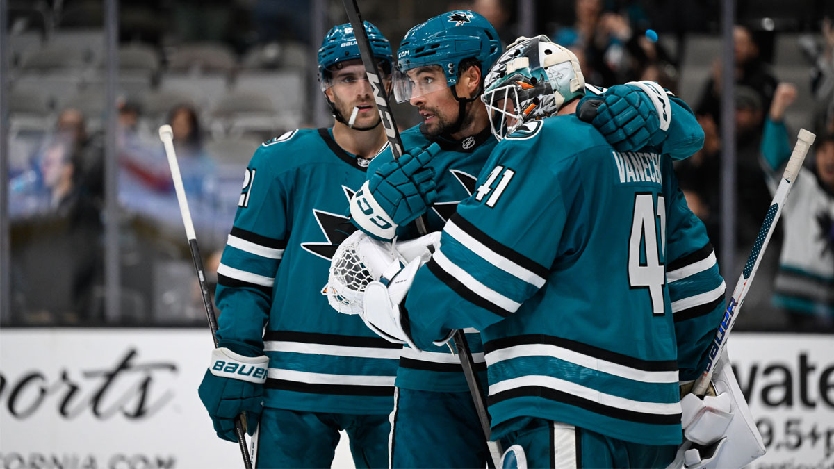 Vitek Vanecek stellar in Sharks’ overtime win vs. Blue Jackets – NBC ...