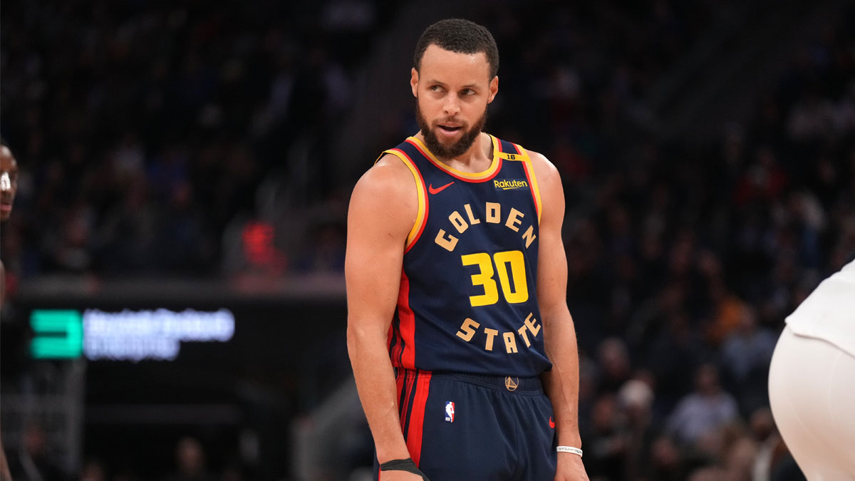 Third-quarter Warriors of old return in victorious fashion vs. Thunder ...