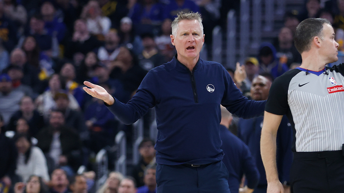 Steve Kerr irate over ‘obvious’ crucial missed call in Warriors’ loss