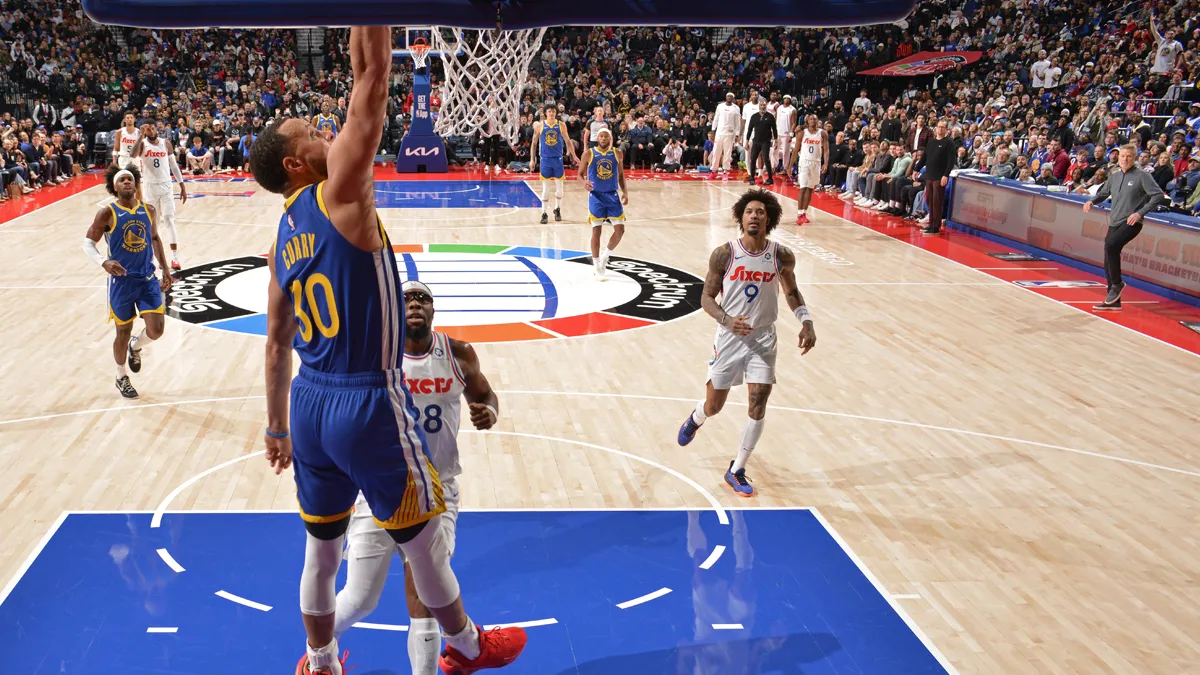 steph curry dunk