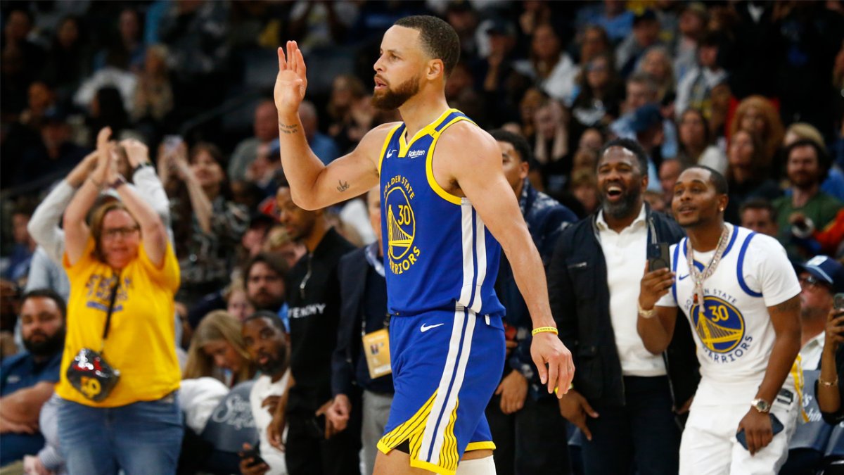 Ten wild stats from Steph's 52-point explosion in Warriors' win