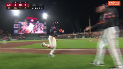 Lee breaks Giants' game vs. D-backs open with first Oracle Park homer