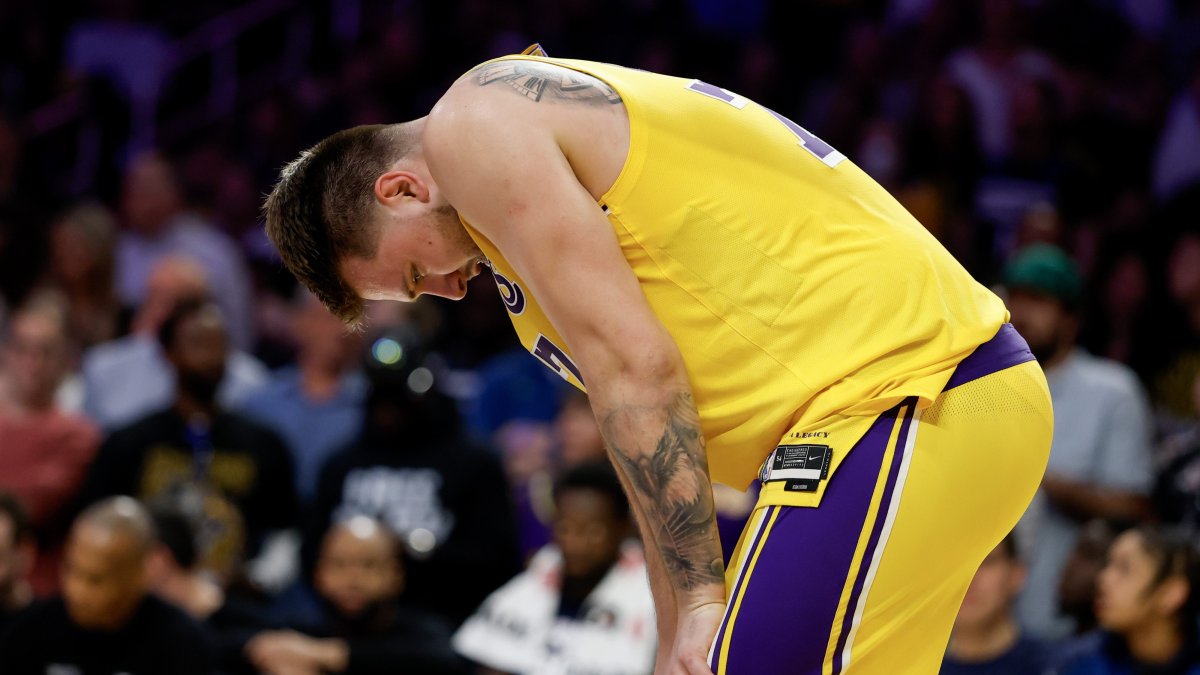 Fans react to Lakers’ first-round elimination by Timberwolves – NBC ...