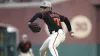 Giants' dominant bullpen sets stage for Flores' latest heroics