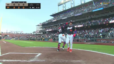 Ramos crushes two-run homer for early Giants lead vs. Padres