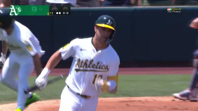 Muncy extends Athletics' lead vs. Twins with three-run homer