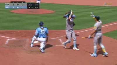 Kurtz puts A's back on top with ninth-inning homer vs. Royals