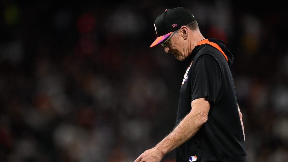 Giants frustrated after wasting 2025 MLB season that once held so much  promise