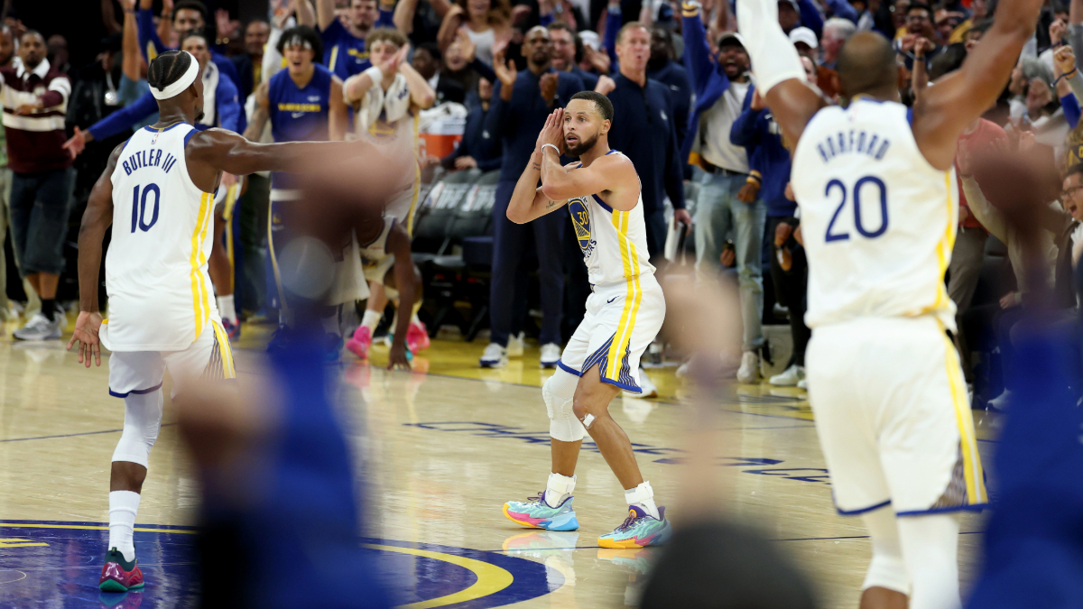 Steph Curry drops iconic 'night night' on Nuggets in home opener