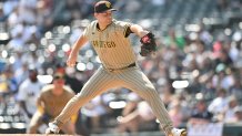 Sep 21, 2025; Chicago, Illinois, USA; San Diego Padres starting pitcher Michael King (34) pitches against the Chicago White Sox during the first inning at Rate Field. Mandatory Credit: Patrick Gorski-Imagn Images