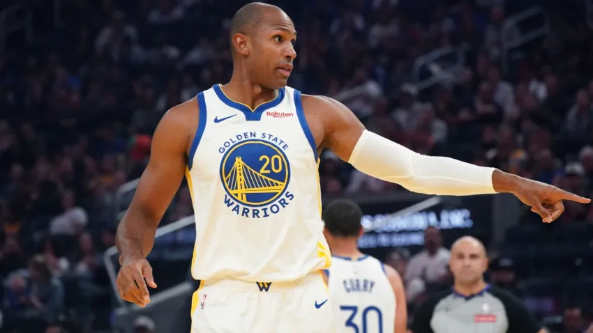 Oct 5, 2025; San Francisco, California, USA;  Golden State Warriors center-forward Al Horford (20) directs teammates against the Los Angeles Lakers in the first quarter at Chase Center. Mandatory Credit: David Gonzales-Imagn Images