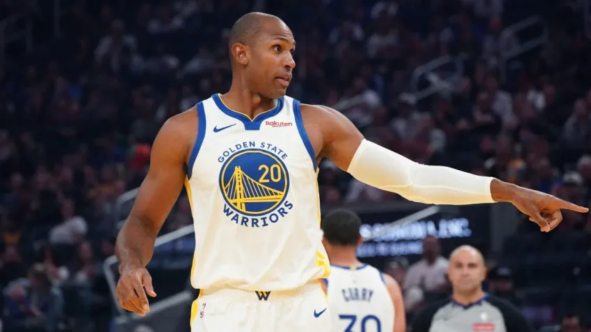 Oct 5, 2025; San Francisco, California, USA;  Golden State Warriors center-forward Al Horford (20) directs teammates against the Los Angeles Lakers in the first quarter at Chase Center. Mandatory Credit: David Gonzales-Imagn Images