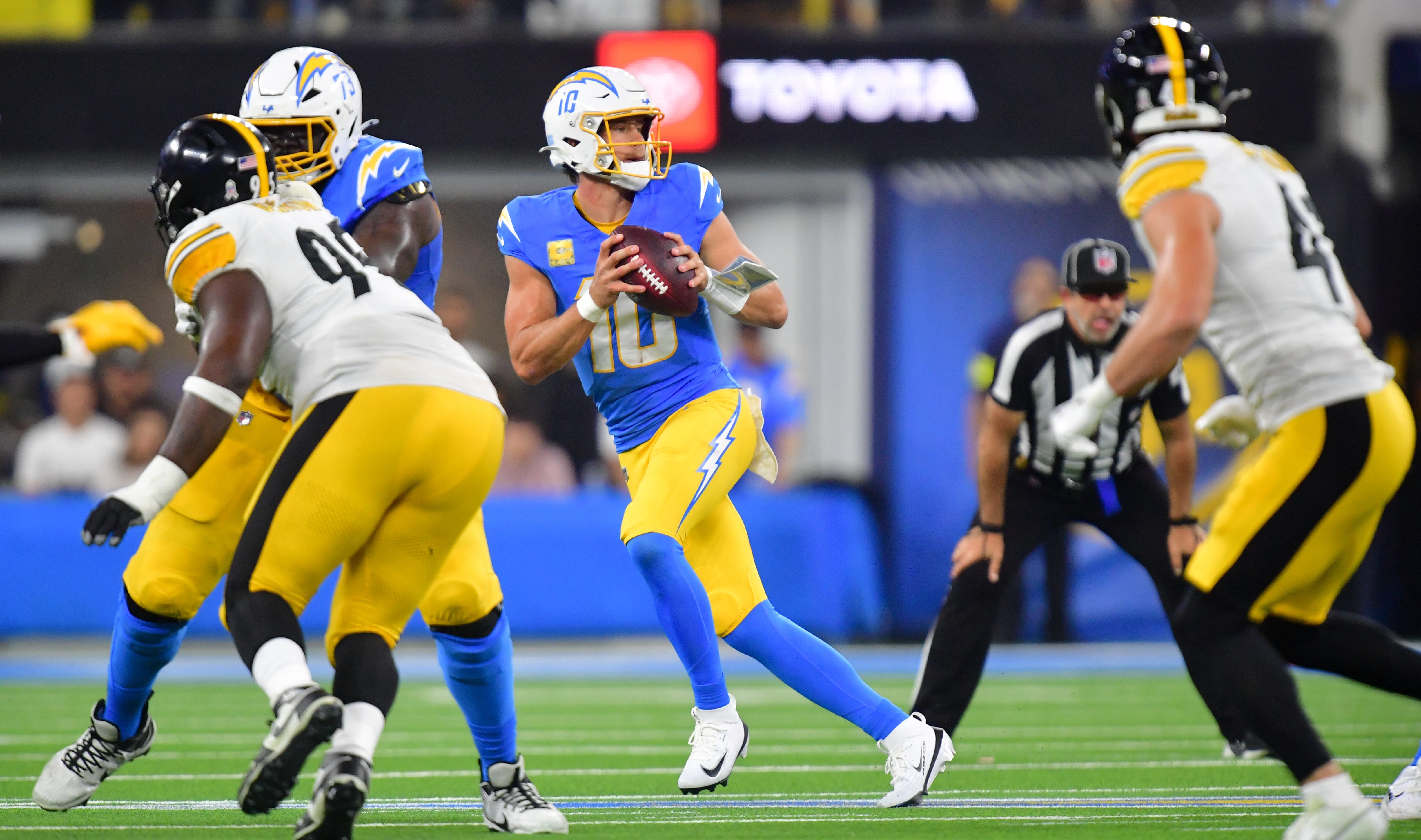 Takeaways as Chargers stymie Steelers on Sunday Night Football – NBC ...