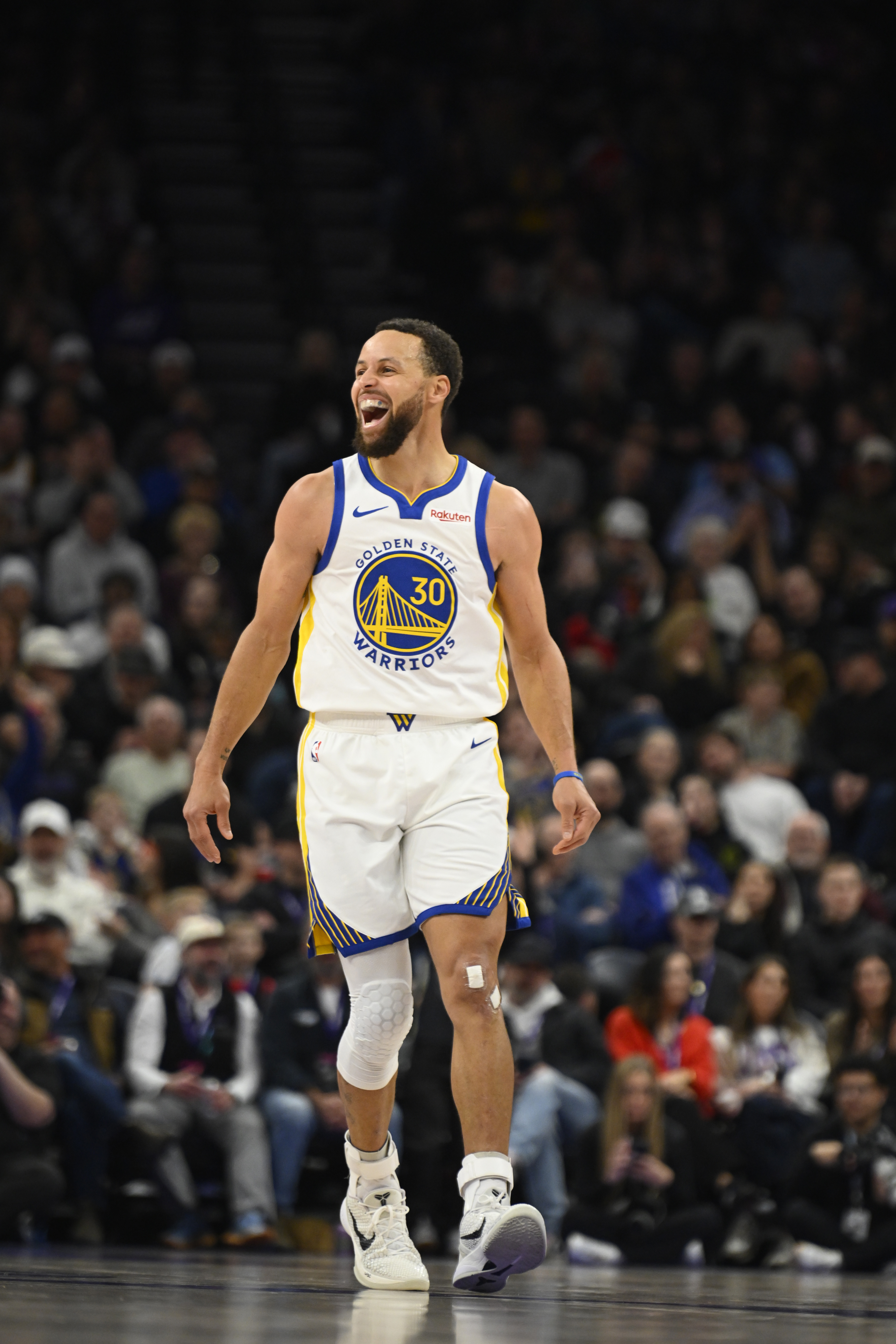 SALT LAKE CITY, UT – JANUARY 28: Stephen Curry #30 of the Golden State Warriors celebrates during the game against the Utah Jazz on January 28, 2026 at Delta Center in Salt Lake City, Utah. NOTE TO USER: User expressly acknowledges and agrees that, by downloading and or using this Photograph, User is consenting to the terms and conditions of the Getty Images License Agreement. Mandatory Copyright Notice: Copyright 2026 NBAE (Photo by Alex Goodlett/NBAE via Getty Images)