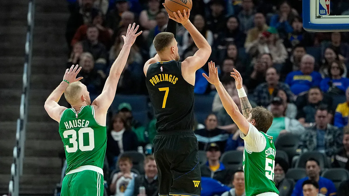 Kristaps Porzingis displays his potential in Warriors debut NBC