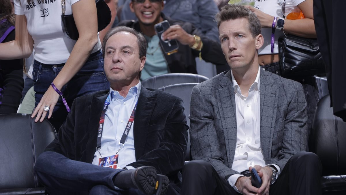 Dunleavy Drops Truth Bomb: Warriors Brace for “Painfully Quiet” Offseason