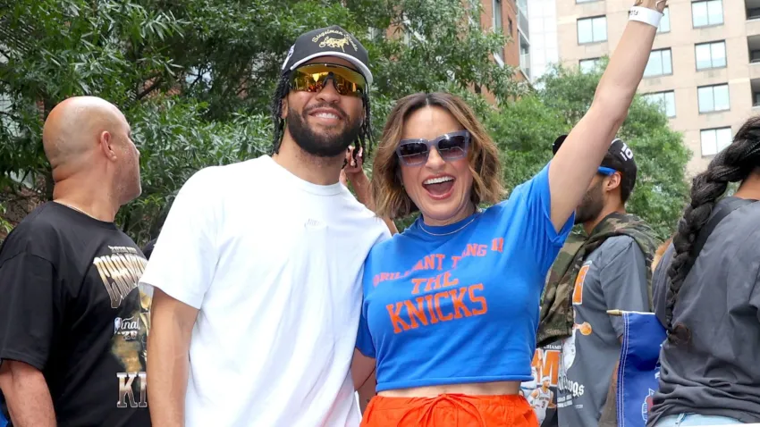 Jalen Brunson and Mariska Hargitay