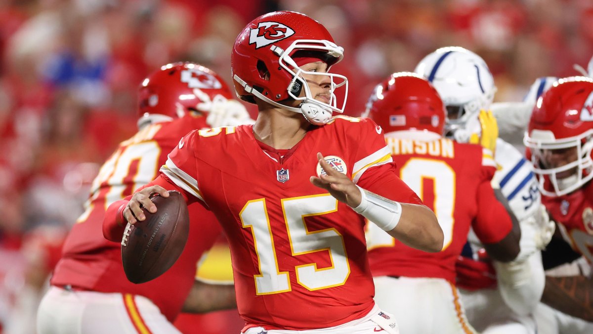 Photo: nbcsportsbayarea.com Mahomes Leads Chiefs to OT Victory on Sunday Night Football