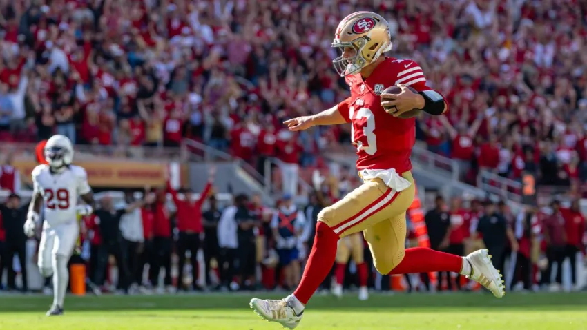 SANTA CLARA, CA – SEPTEMBER 27: Brock Purdy #13 of the San Francisco 49ers runs the ball in the fourth quarter of an NFL game against the Arizona Cardinals on September 27, 2026 at Levi’s Stadium in Santa Clara, CA. (Photo by Matthew Huang/Icon Sportswire via Getty Images)
