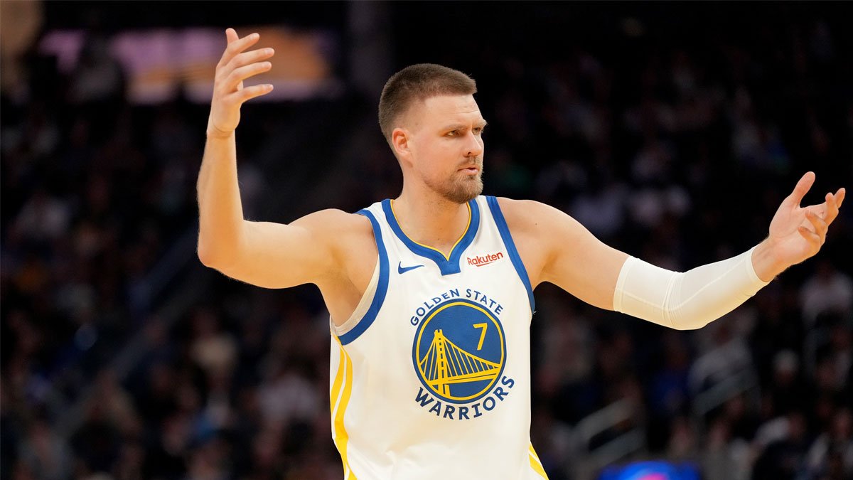 Warriors reportedly are willing to be patient with NBA trade market for Kristaps Porziņģis